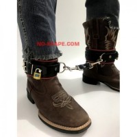 LOCKABLE ANKLE CUFFS FOR USE OVER BOOTS - PREMIUM