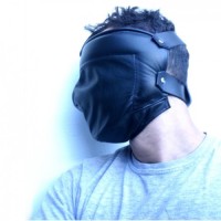 RESTRICTED BREATHING CONTROL MASK - LOCKING SYSTEM